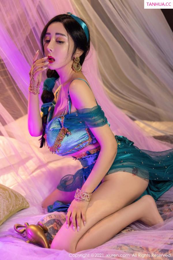 允薾  [XiuRen秀人网]高清写真图 2021.11.19 No.4243 允薾第10张图片